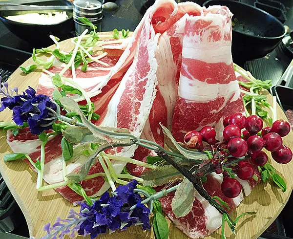 「桃園中壢壽喜燒吃到飽」【柚子元壽喜燒】精緻鍋物，獨創八種吃法，讓吃火鍋又多了另類的樂趣！