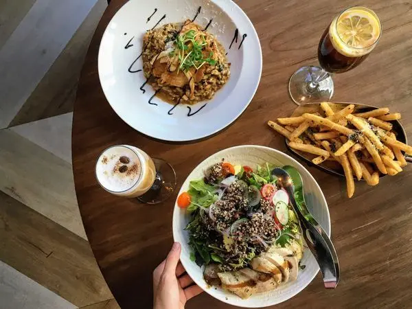 台北內湖｜Lazy point restaurant&bar～都市叢林中的格調早午餐！內科聚餐約會餐酒館推薦（捷運港墘站）～