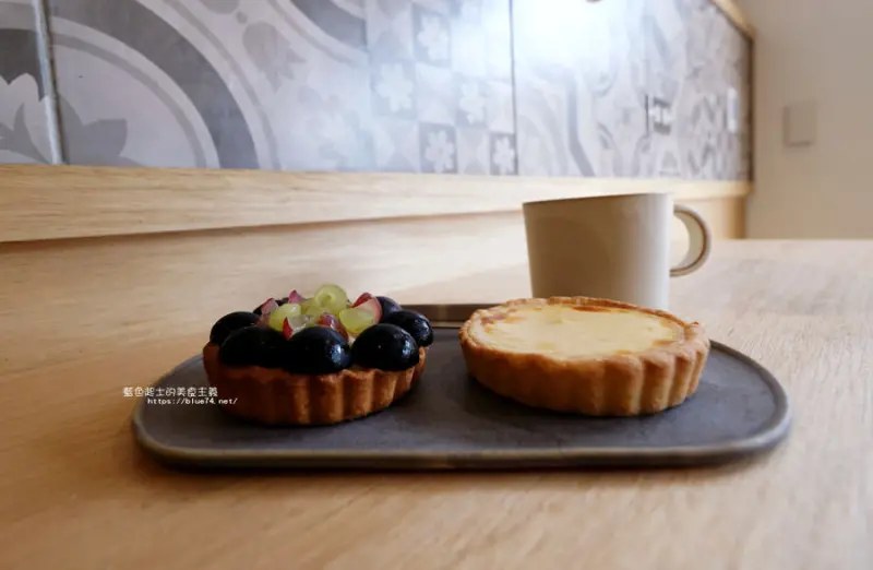 台中西區│TORA tart-在日本獨立音樂日式氛圍下吃甜點喝咖啡 - 藍色起士的美食主義