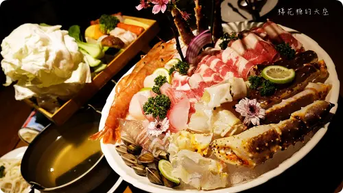 民歌西餐廳重現！凱度咖啡音樂餐館大吃帝王蟹火鍋還能聽好歌～ - 棉花糖的天空