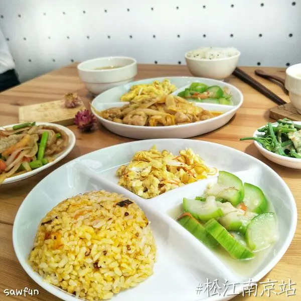 遇fun胃_一起小食館||台北美食||松江南京站美食||簡餐午茶午餐系列 大片落地窗鄉村田野舒適風餐廳 讓我們一起逃離都市煩擾