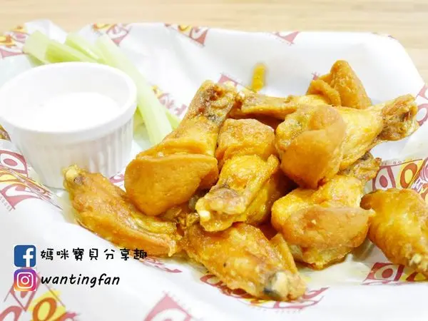 【台北美式餐廳】狂野雞翅美式餐廳 必點水牛雞翅 平價異國風味