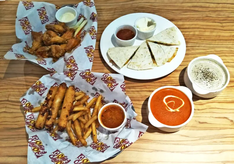 台北漢口街美式餐廳推薦【狂野雞翅美式餐廳】不用飛美國也能吃到正宗美式水牛雞翅的好味道～