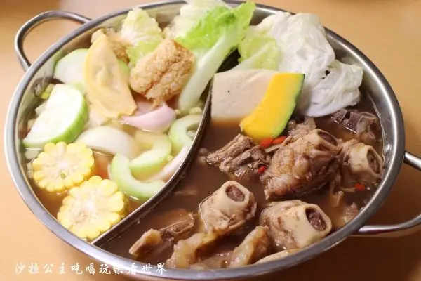 泰山.新莊羊肉爐吃到飽『上好羊肉爐火鍋吃到飽』麻辣鴛鴦鍋/泡菜鍋/番茄鍋/捷運泰山站