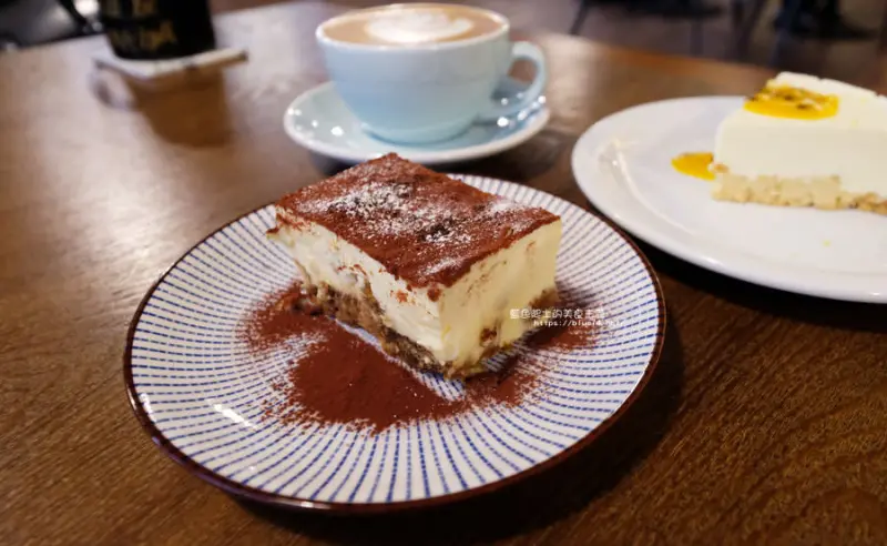 台中霧峰│Coffee VA-霧峰推薦咖啡館.國立交響樂團旁 - 藍色起士的美食主義