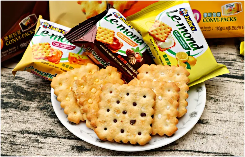 【高雄】Julies雷蒙德系列夾心餅‧團購主最愛大馬人氣餅乾，個別包裝，攜帶方面、風味獨特