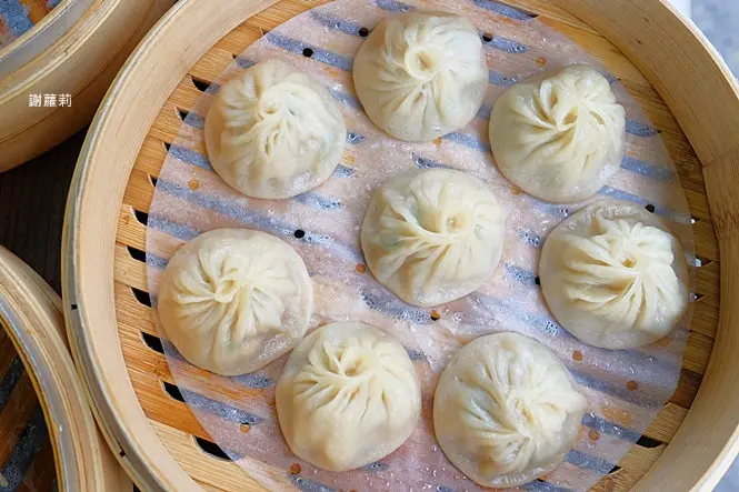 台中小吃 | 皇盛祥小籠湯包(向上店)。台中西區美食推薦，被喻為台中版鼎泰豐，真材實料的好味道藏不住！