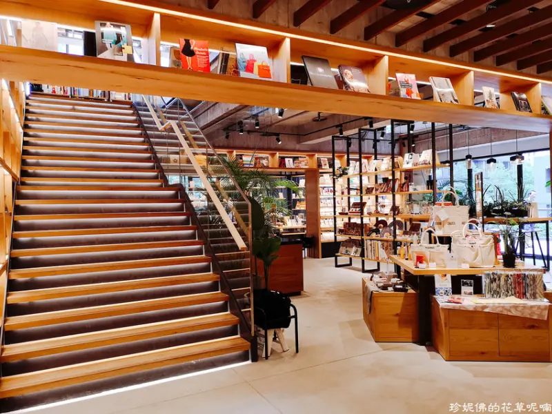 【台中-西屯區】蔦屋書店TSUTAYA BOOKSTORE台中市政店&吳寶春麥方店台中旗艦店