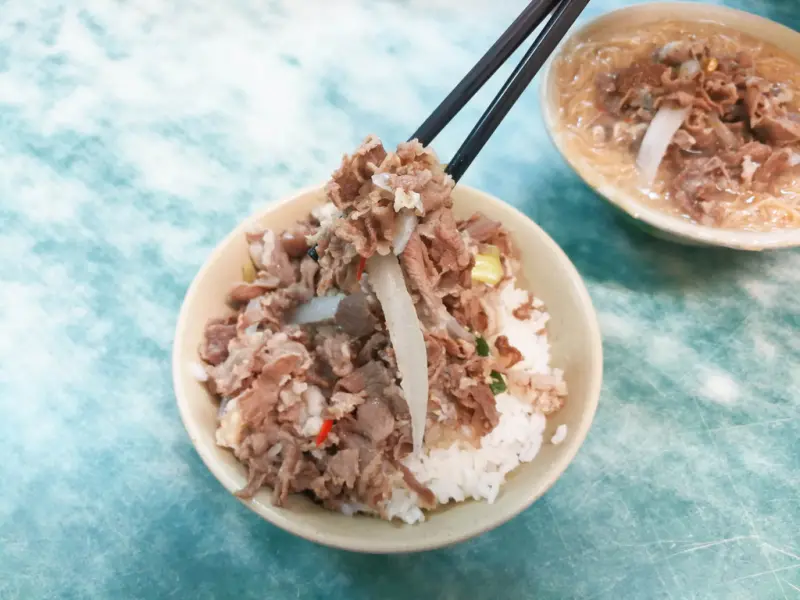 (中正區美食)小黃司機推薦美食,一天只賣5小時的阿榮羊肉飯,羊肉不腥羶,必吃羊肉飯,週日不營業