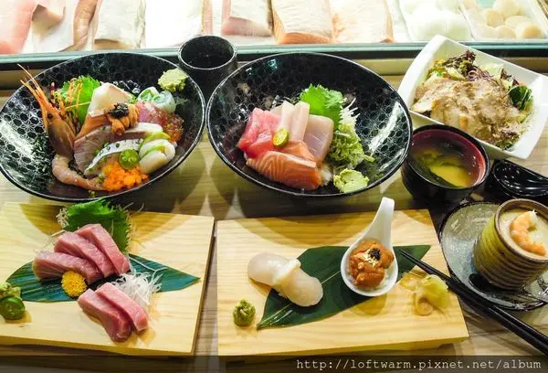 新竹竹北日式餐廳 和月日本料理わつき 就用招牌生魚片海鮮丼飯 特選綜合丼飯 將新鮮的大海滋味 送進你的口中! Watsuki Japanese restaurant(附菜單...