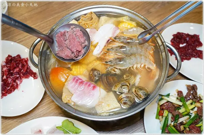 牛老大涮牛肉║每日直送新鮮現宰牛肉、現涮溫體牛，肉就是鮮！牛肉與火鍋、熱炒一次滿足(宵夜場9點後消費打8折) - 小凉的美食小天地