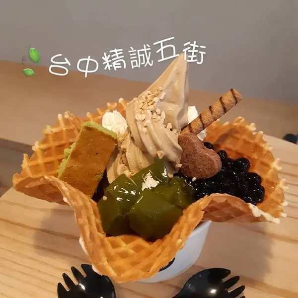 【台中】日式建築安靜隱藏巷弄~看著人來人往慕名而來的金帛手製~店內卻是高朋滿座