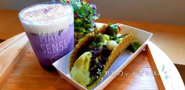 【台中】特色名店金帛手製★新品紫薯拿鐵濃郁奶香★冰淇淋抹茶味十足★但是2歲半也算低消★有點誇張