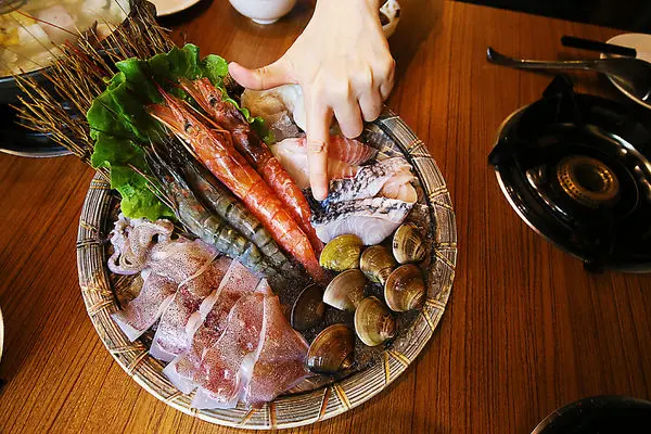 裊裊鍋物~吃好吃飽又能兼顧口袋~愛評體驗券