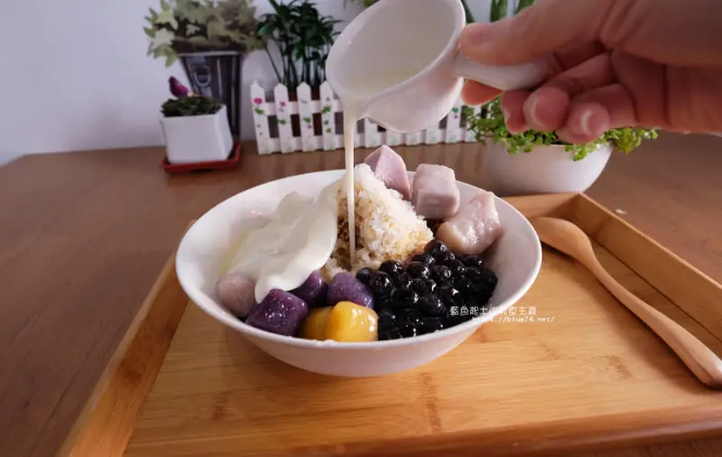 台中西區│好豆堂商號-用心熬煮的美味.剉冰豆花都有 - 藍色起士的美食主義