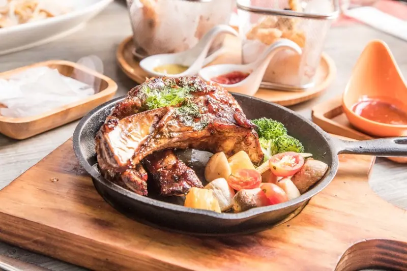 [台北松山]台北美食推薦，中西合併碰出食尚好滋味，小巨蛋站最夯人氣餐廳！ Ulove羽樂歐陸創意料理 