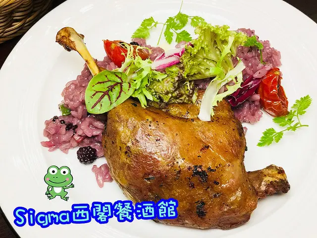 ☞【台中 南屯】Sigma西閣餐酒館～隱藏在巷弄內的餐酒館，女調酒師好威，餐點與酒類有特色！！文心路美食～