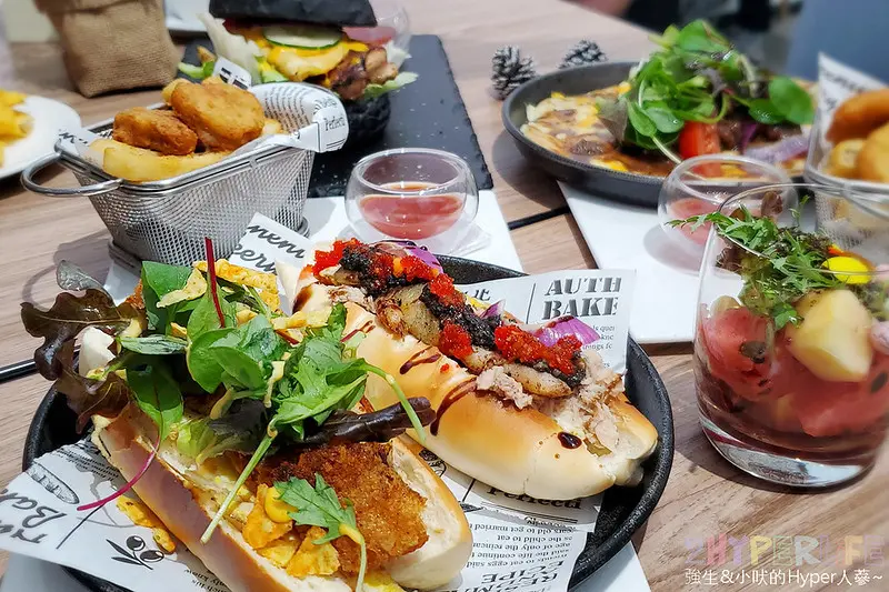 民宅改建早午餐竟然也吃的到精緻鐵板料理！WPAPA早午餐菜色口味用心設計，連甜點擺盤都像藝術品～