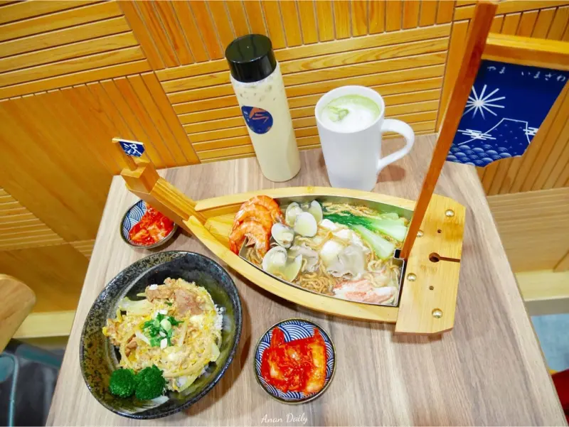 | 高雄美食 | 超有創意的大船入港鍋燒意麵/抹茶好好喝/日式輕食/山今沢(山今澤)