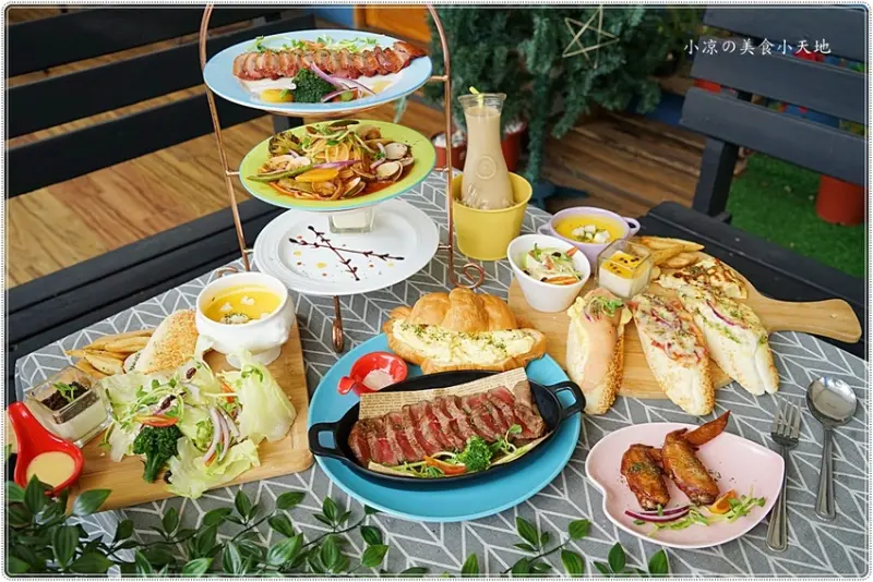 台中人氣早午餐║晨光手作料理坊，網美肉肉控最愛，浮誇英式三層架+霸氣牛排可頌，早餐吃這樣會不會太超過?!