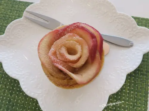 [南崁菜鳥覓食記]吾家灶咖~我要送你一朵玫瑰花。好食蘋果玫瑰派