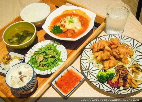 十口木子 多國料理風格簡餐 韓式泡菜丸子 川味水煮牛豬 泰式酸辣酥炸雞塊魚塊(附菜單...