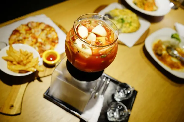 板橋｜良師塾人文食飲Literati cafe 300坪咖啡廳 捷運府中站美食推薦！