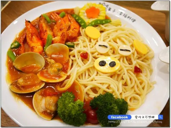 頂溪捷運站美食【新北永和/美食】療癒系餐點及環境，親子同樂好去處！少油少鹽餐點吃起來更健康~果子．幸福料理