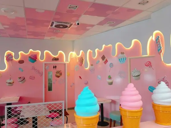 【7-11后糖門巿粉紅糖果屋】2018台中新景點/全台最粉的便利商店融化你的心/后里交流道旁/旅途最佳中繼休憩站