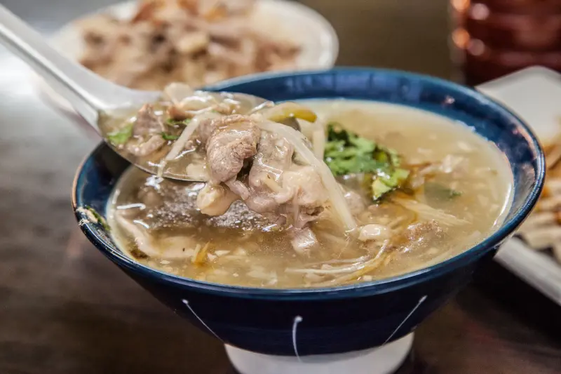 [桃園南崁]黯然銷魂羹，它加了洋蔥！道地雲林鴨肉羹原汁原味呈現！雲林蘇生炒鴨肉羹 - 大手牽小手。玩樂趣