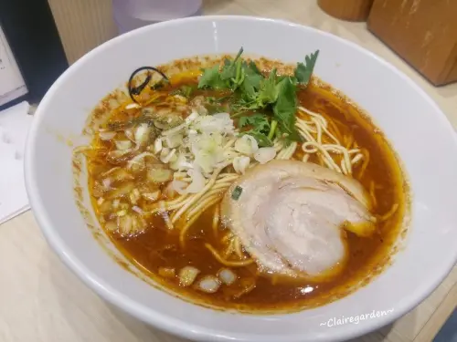 [南崁菜鳥覓食記] 台茂 豚骨一燈~不收服務費的美味濃湯頭