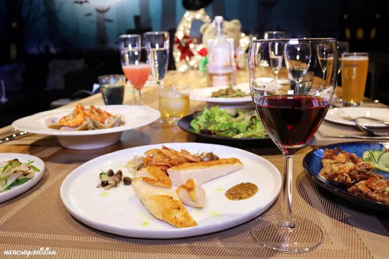 Love wine葡萄酒專賣店&法式餐廳，紅酒一杯25元起，還有白酒威士忌生啤酒，約會聚餐推薦