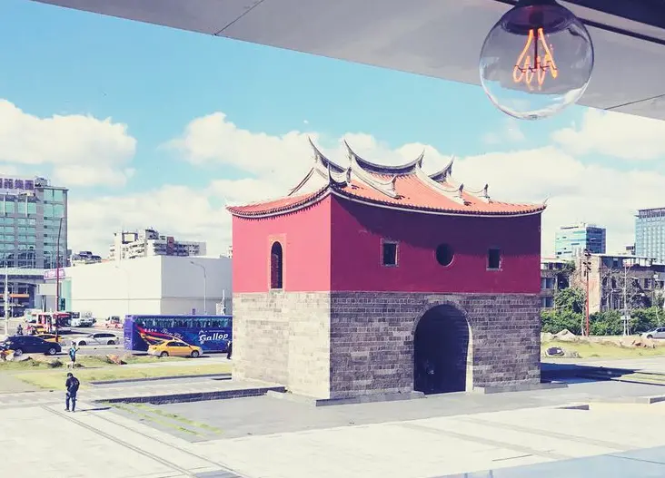 【 台北 中正 】MKCR 山小孩咖啡。北門老街區 x 自家烘焙純白咖啡館