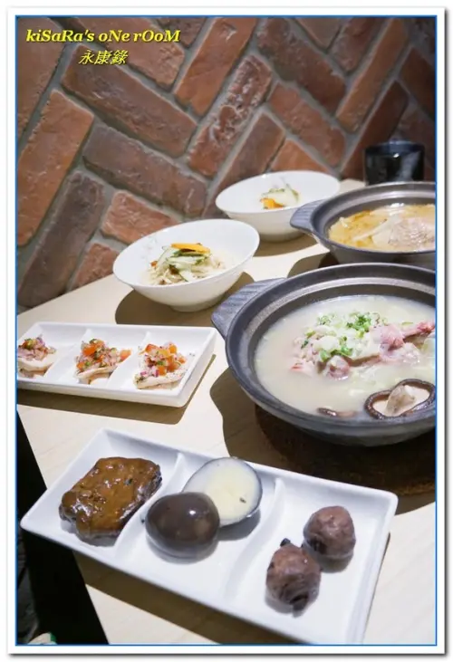 永康商圈養生美食．清爽卻又馨香十足的雞湯料理專賣店──永康錄        
      