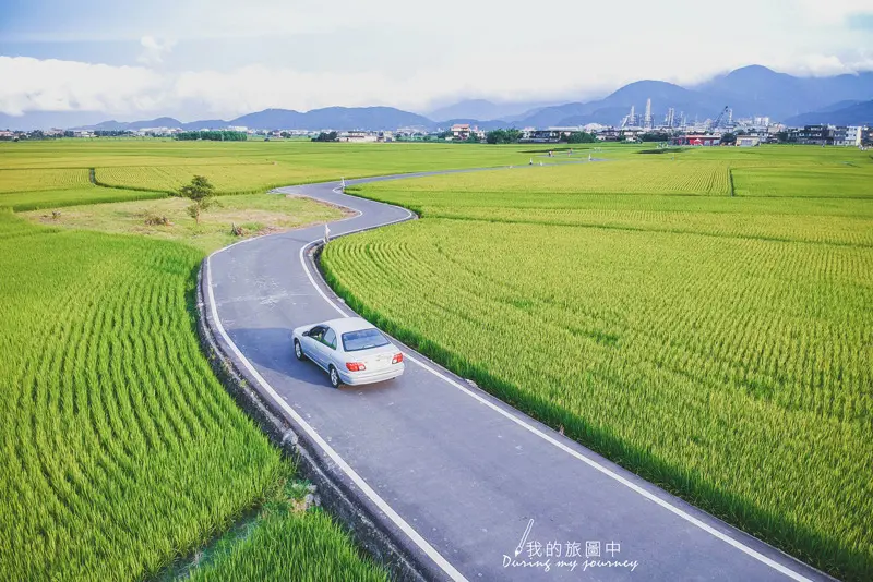 《宜蘭冬山》三奇伯朗大道 有如天堂般的風景！翠綠色田園稻海、季節限定景點