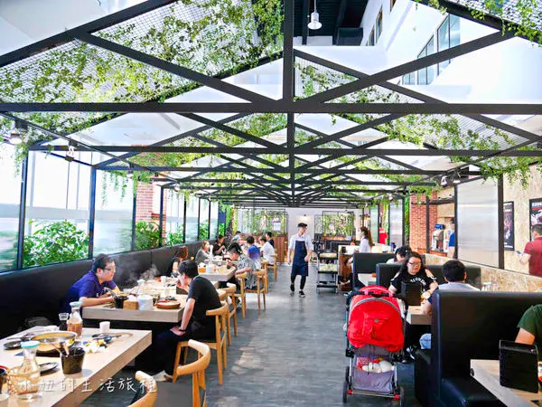 「肉肉山」壽喜燒,吃到飽,三創生活園區9樓,價位,價格不用500元,「密特師傅」食材市集旁