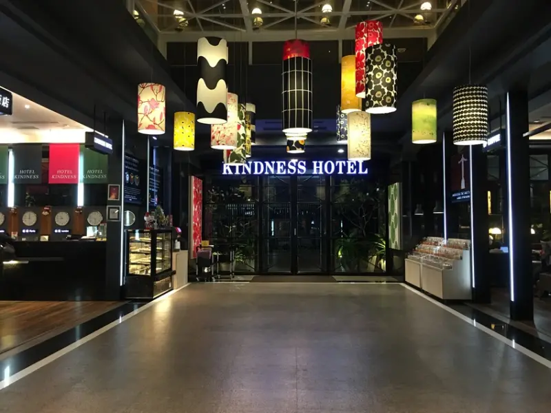 《高雄🏨新興》康橋大飯店（七賢館）吃貨的天堂，除了吃還是吃！全高雄CP最高的連鎖飯店