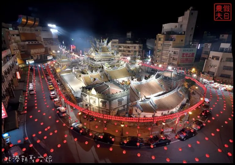 雲林住宿|北港朝聖文旅．近距離欣賞朝天宮白天夜晚不同的美 - 假日農夫愛趴趴照