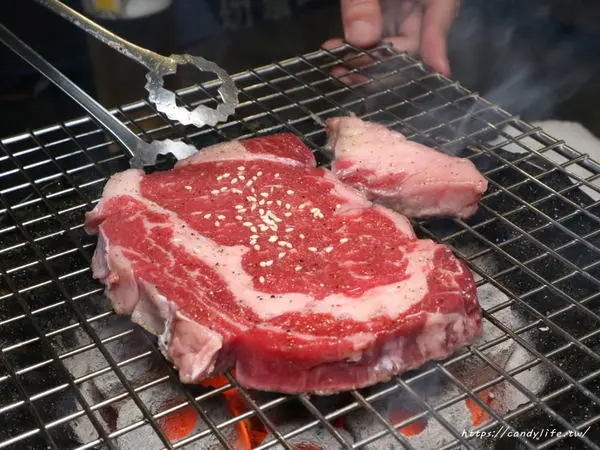 台中美食│板前燒肉 一徹〃台中中區燒肉推薦，吧檯板前全程專人代烤，食材、品質高水準！        
      