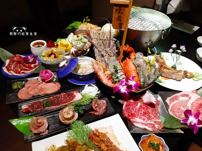 【台中豐原】燒肉眾─台中燒肉吃到飽推薦，龍蝦料理燒烤全餐，高CP值的燒肉......