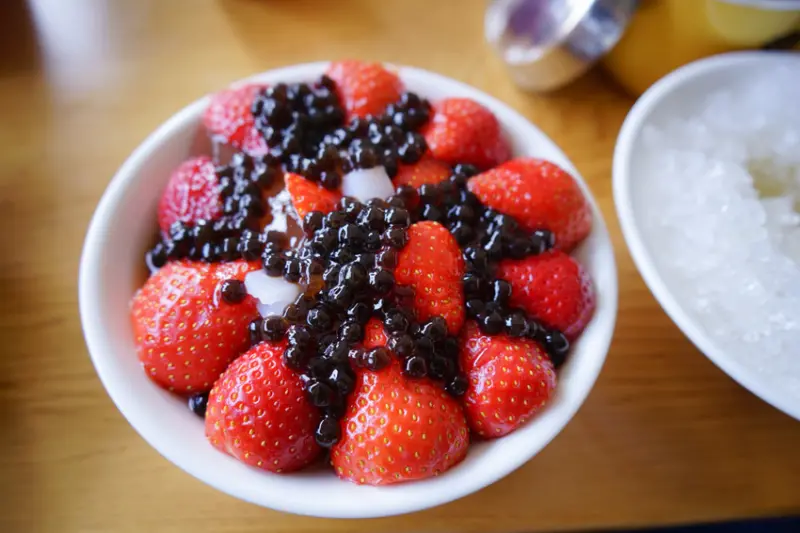 台南｜清水堂 愛玉專賣店 進階版冬季限定草莓粉圓愛玉冰 - 奇奇一起玩樂趣