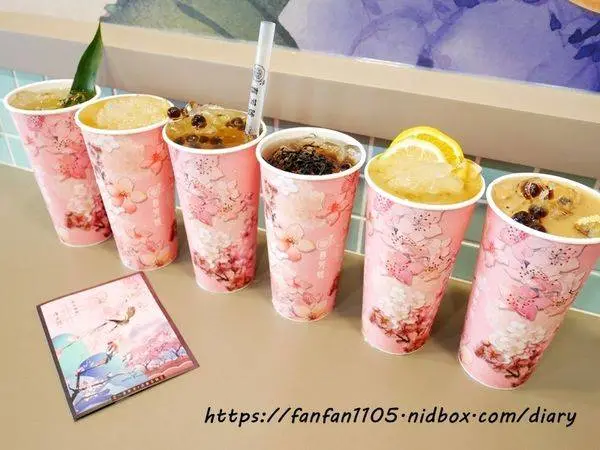 【手搖飲料】春芳號 #玉荷青蘆薈蜜 #橙柚青蘆薈蜜 #冬瓜檸檬珍珠 #地瓜珍珠鮮奶茶 #桃花杯 #打卡飲料店 #科技大樓