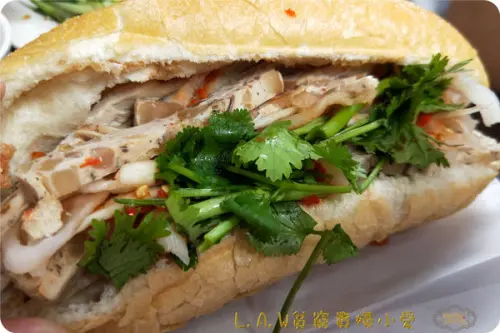 [中壢車站周邊美食]西貢法國麵包/正宗越南路邊美食/秒達越南跟越南人一起用餐