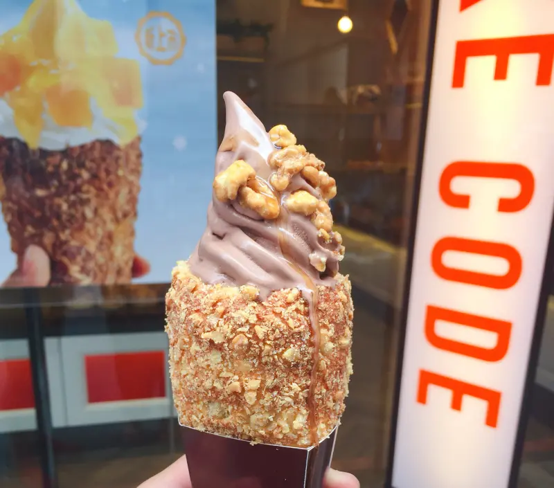 【台北甜點】捷克煙囪生乳捲就在Bake Code 烘焙密碼⁂（西湖店）