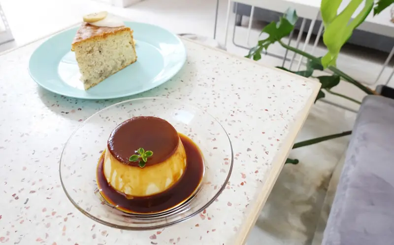 【甜點咖啡】麓鳩 Aruchuu , 布丁各種甜點蛋糕美味精緻的巷弄咖啡廳 , 純白系溫暖網美咖啡廳 , 松山區近八德路四段/監理所 , 台北寵物友善餐廳