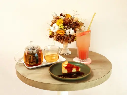 [食記♥國父紀念館站]麓鳩-文青網美都喜歡！！輕食甜點下午茶小酌，三五好友聚會、姊妹淘聚會、辦公的好地方！（內有麓鳩完整MENU）