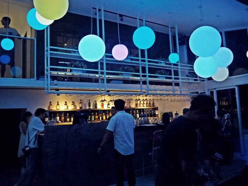 雲林 ▎Moon Lounge月廊天台酒吧 x 虎尾春秋文創設計旅店[大花說]