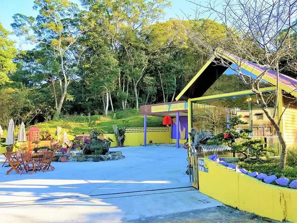 【桃園大溪景點】7號驛站~鵝黃色餐廳大片落地窗用餐氣氛佳 木工藝品欣賞 慈湖賞梅花落羽松中繼站        
      