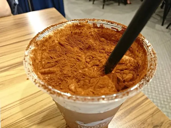 桃園_中壢區【WooWho嗚鬍】中原大學正門輕食咖啡手搖杯 髒髒咖啡來湊熱鬧