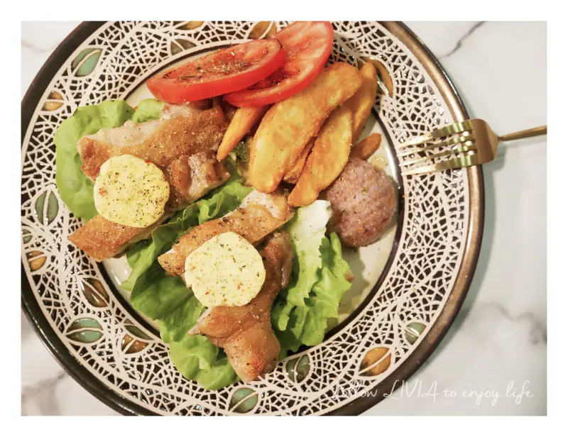 美食餐廳║ 台北中正區 捷運台北車站 Jungle Plan 叢零計劃  IG打卡美食/IG必去必拍照/拍照餐廳 森林少女系餐廳 ❤跟著Livia享受人生❤